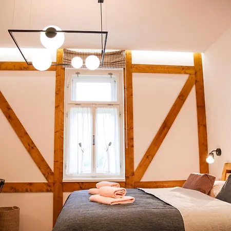 Trio - Kollar Apartmán