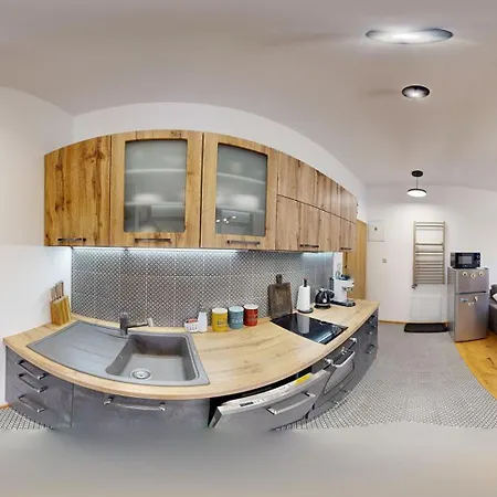 Trio - Kollar Apartmán
